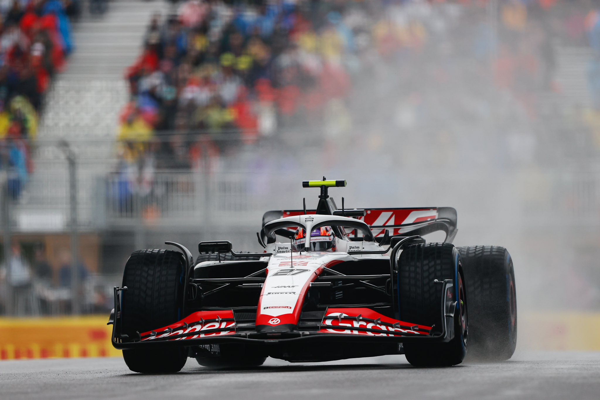 Mesmo com punição, Haas comemora top-10 de Hülkenberg: “Grande sorriso em todos”