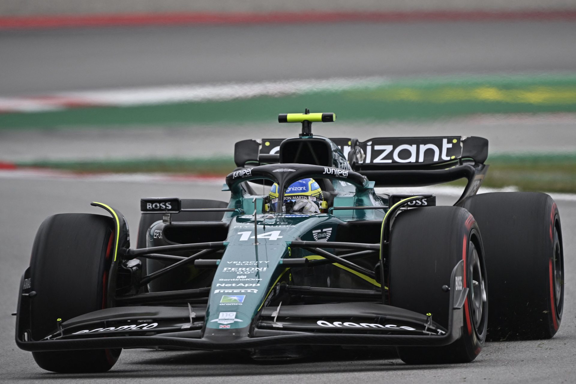 Alonso assume erro após 9º na classificação e aposta em ‘modesto’ top-5 no GP da Espanha