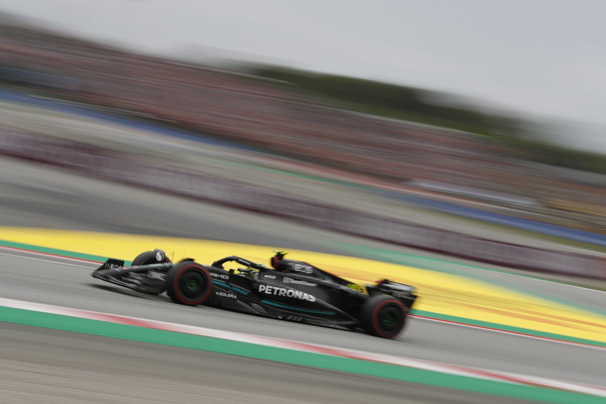 Mercedes muestra cautela y dice que el W14 “no debería adaptarse tan bien en Canadá”