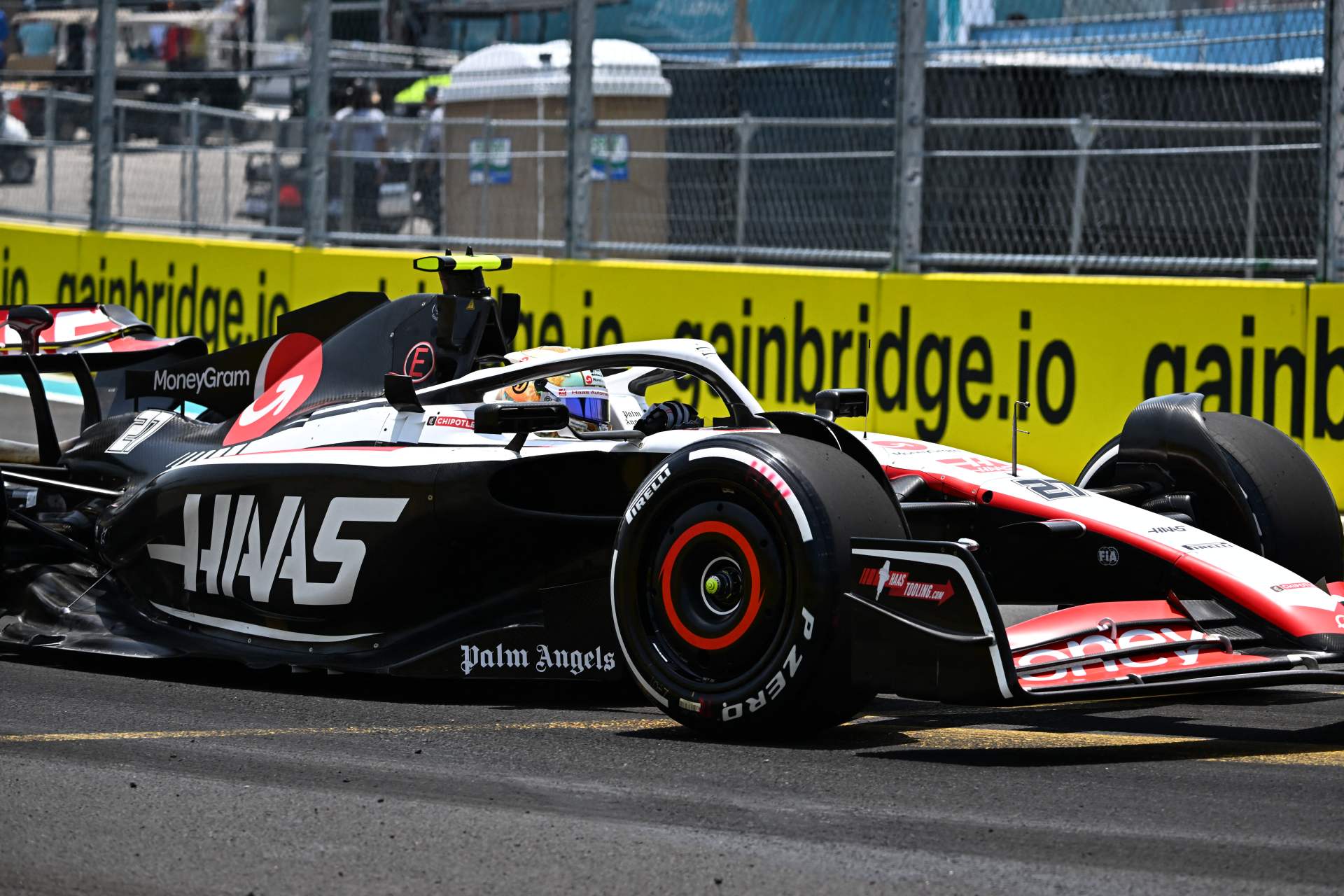 Haas confirma contacto inicial de Alfa Romeo, pero niega que exista propuesta