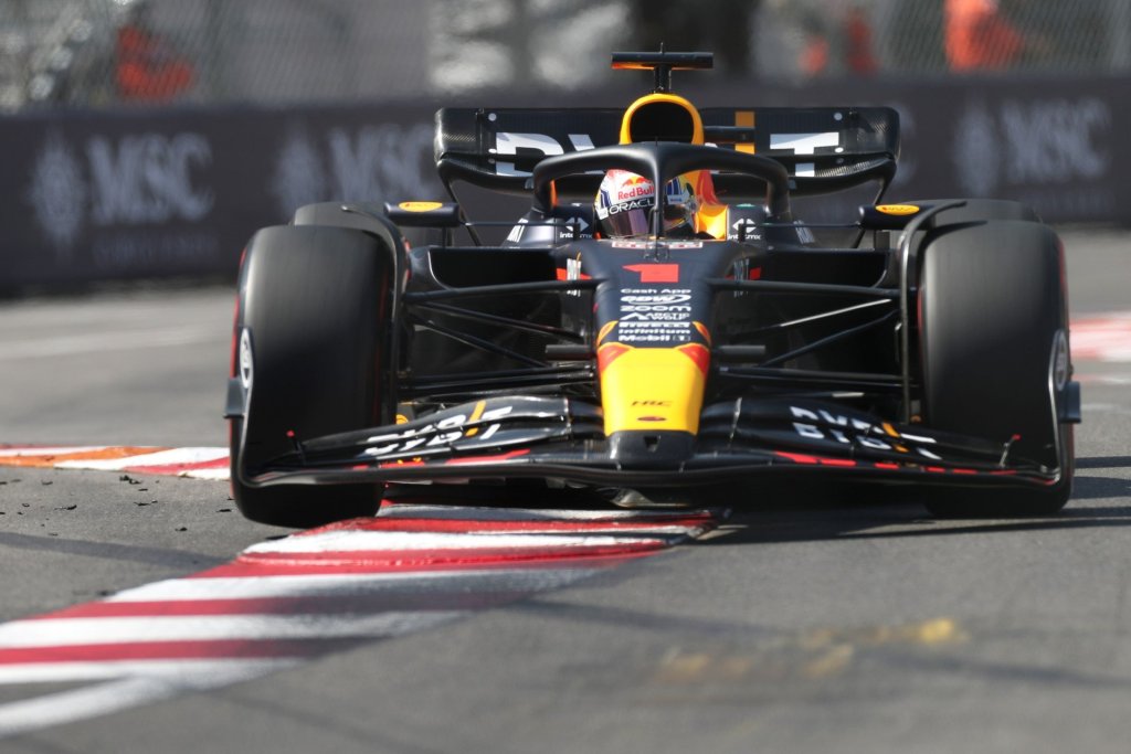 Red Bull supera a Lotus y entra en el top 5 de vueltas lideradas en la historia de la F1