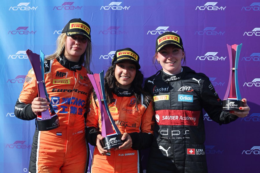 Schreiner e Hamda Al Qubaisi vencem corridas 2 e 3 da F1 Academy na Holanda