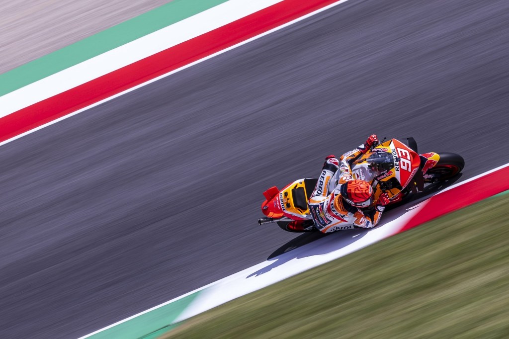 Marc Márquez cita “compromisso máximo com Honda” e foca em “melhorar projeto”