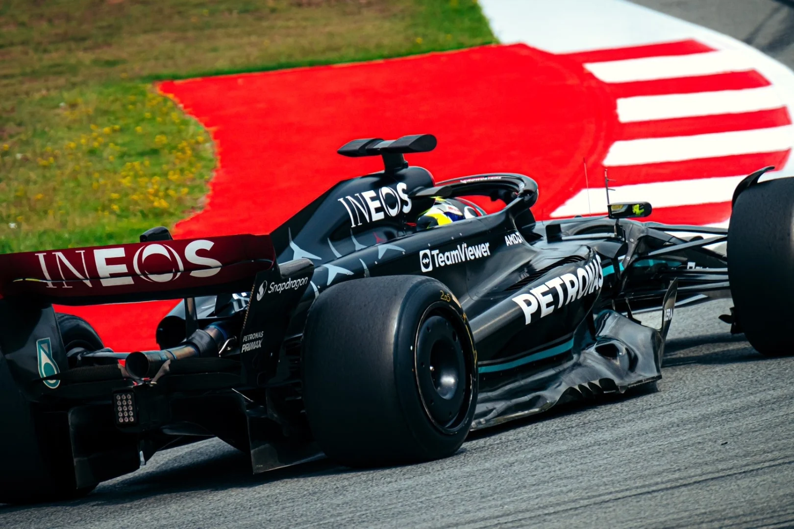 Pirelli explica por qué los tests en Barcelona son “muy importantes” para la F1 2024