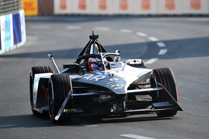 Evans comemora vitória após pole em Roma: “É bom quebrar essa maldição”