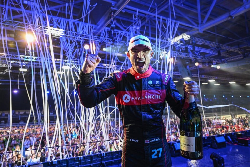 Dennis se anima com chance de bi em 2024 e espera “briga dura” entre Porsche e Jaguar