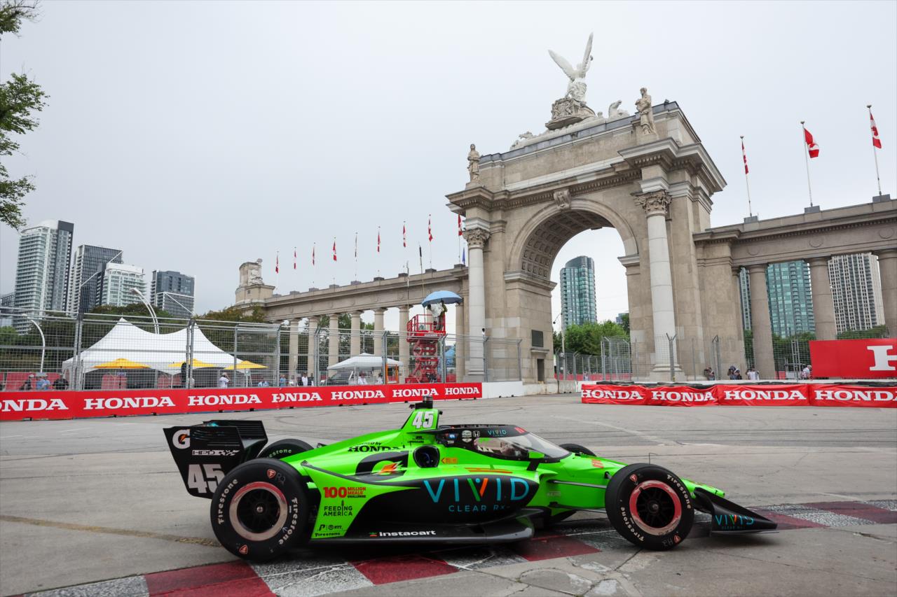 Lundgaard sobrevive a batalha estratégica em Toronto e vence na Indy pela primeira vez