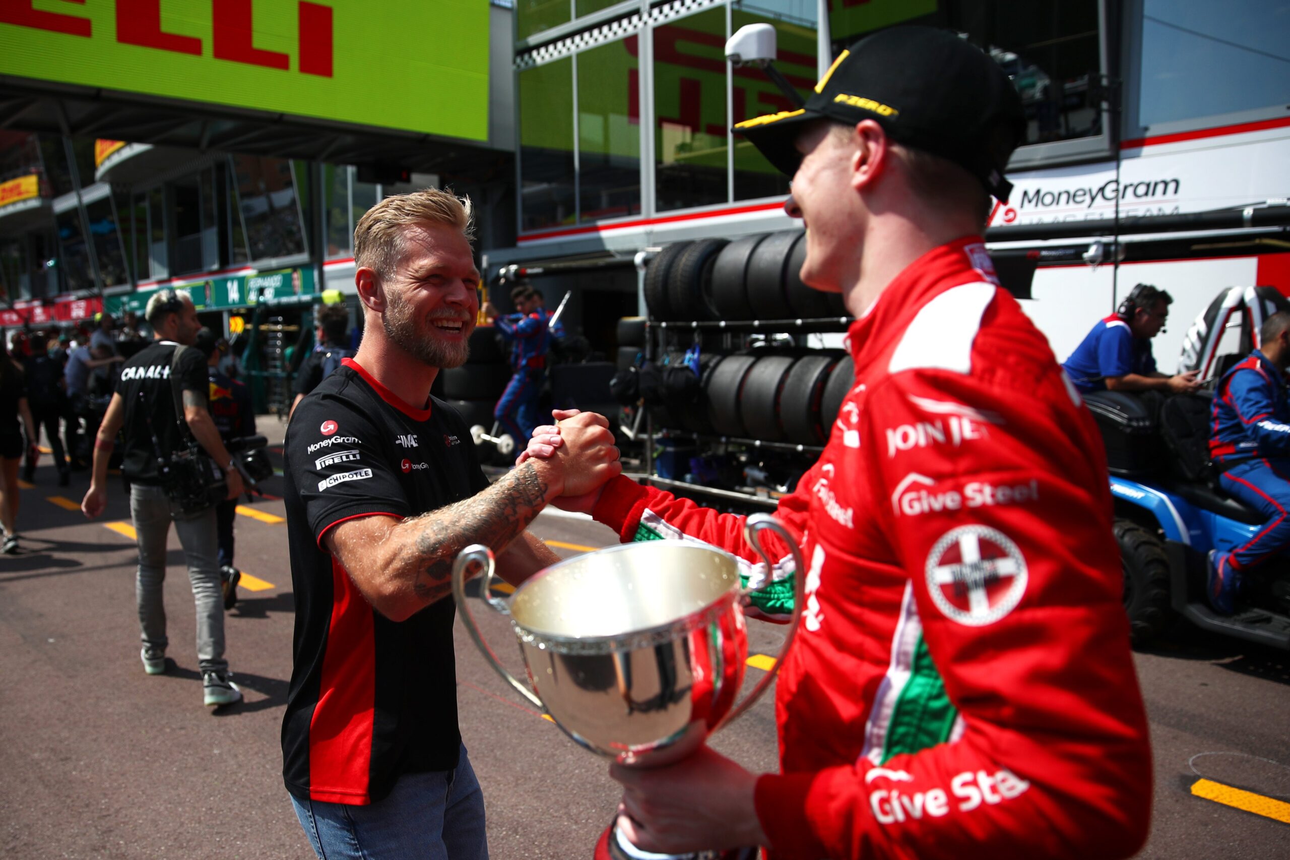 Magnussen elogia y apoya a Vesti en F1 próximamente: ‘Lo conozco desde niño’