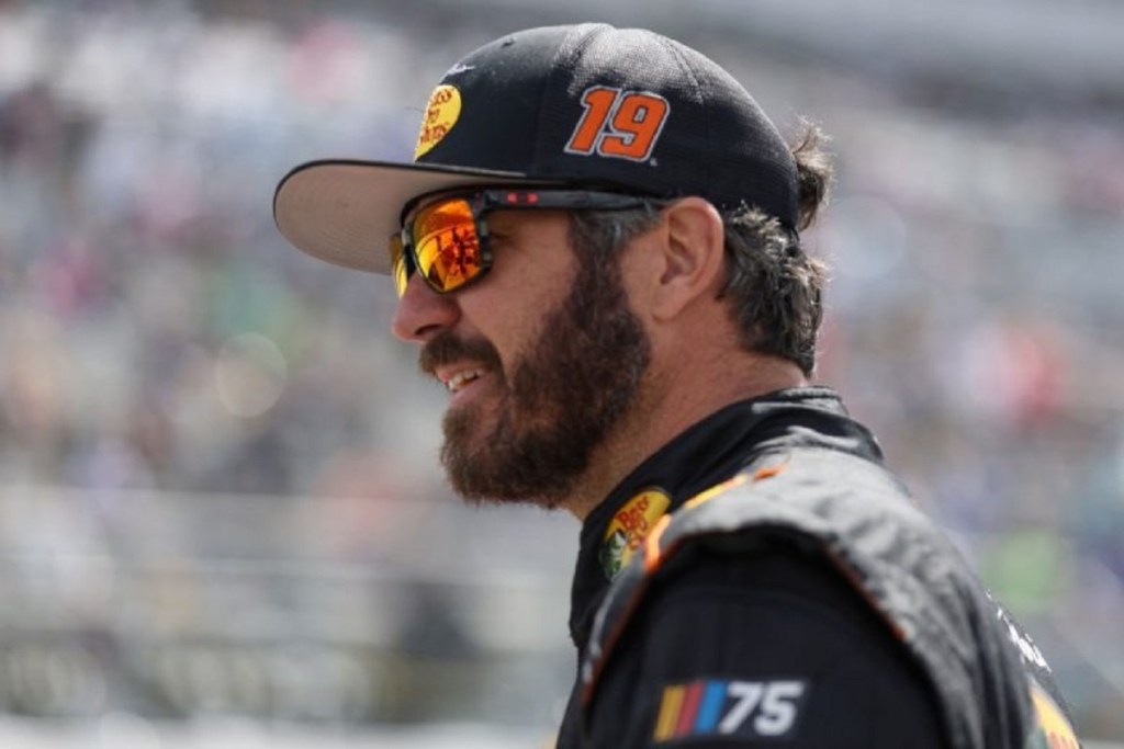Truex domina en New Hampshire y gana por tercera vez en la NASCAR en 2023