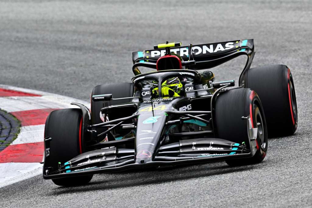 Mercedes atualiza W14 ‘B’ e leva nova asa dianteira para GP da Inglaterra de F1