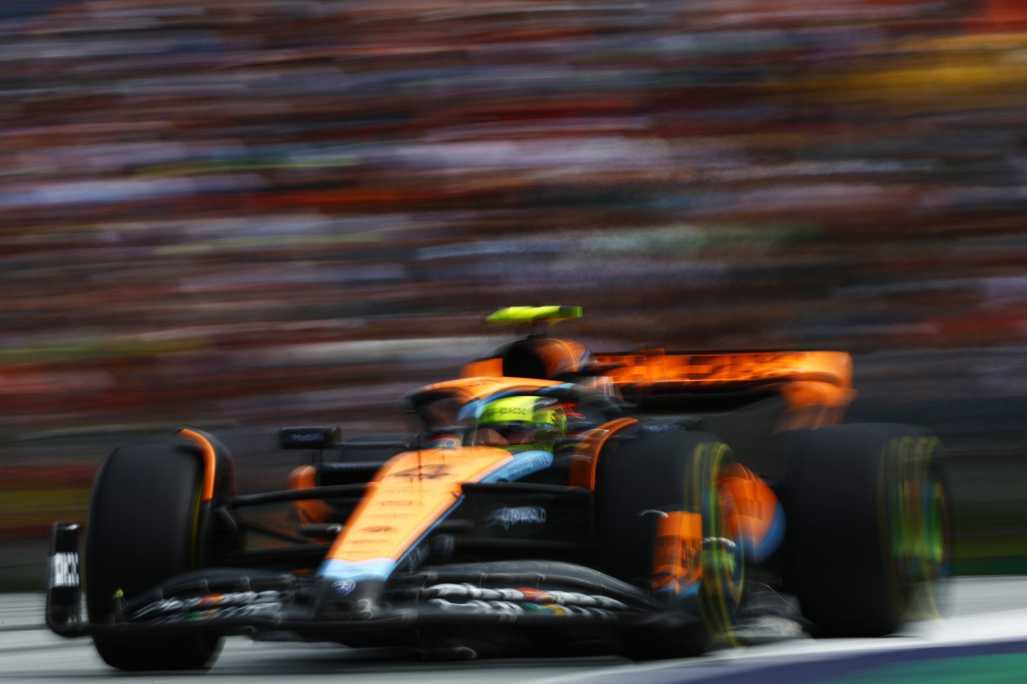 Norris celebra aproximação e diz que Hamilton é “parte da razão por eu ser piloto de F1”