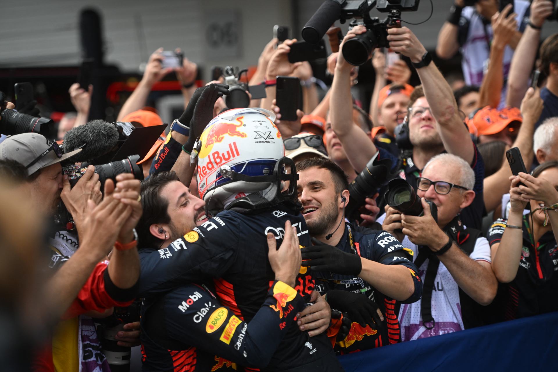 Verstappen faz vantagem para Pérez passar dos 80 pontos. Confira classificação