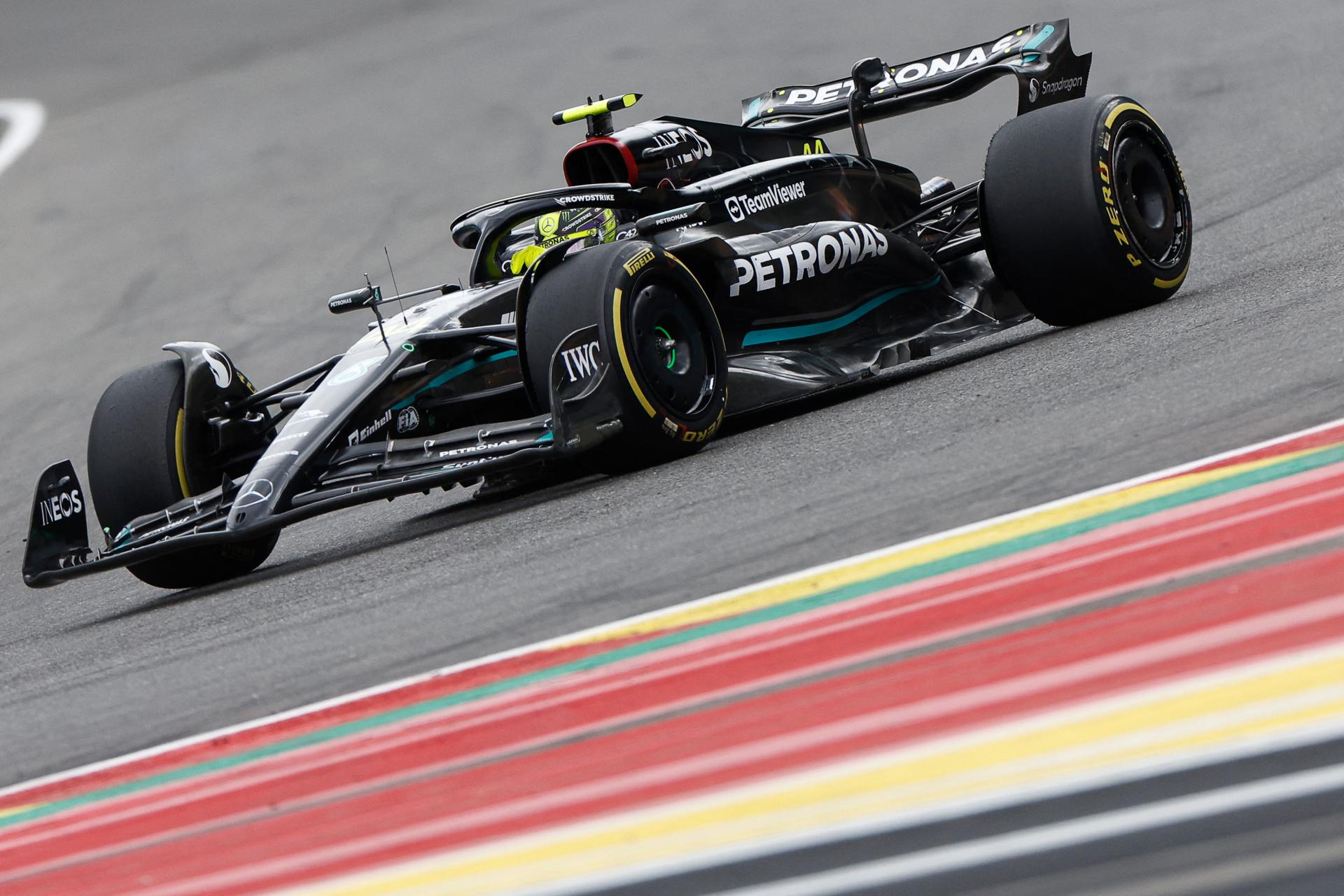 Mercedes vuelve “recargado” para lucha por el segundo lugar en F1: “No vamos a rendirnos”