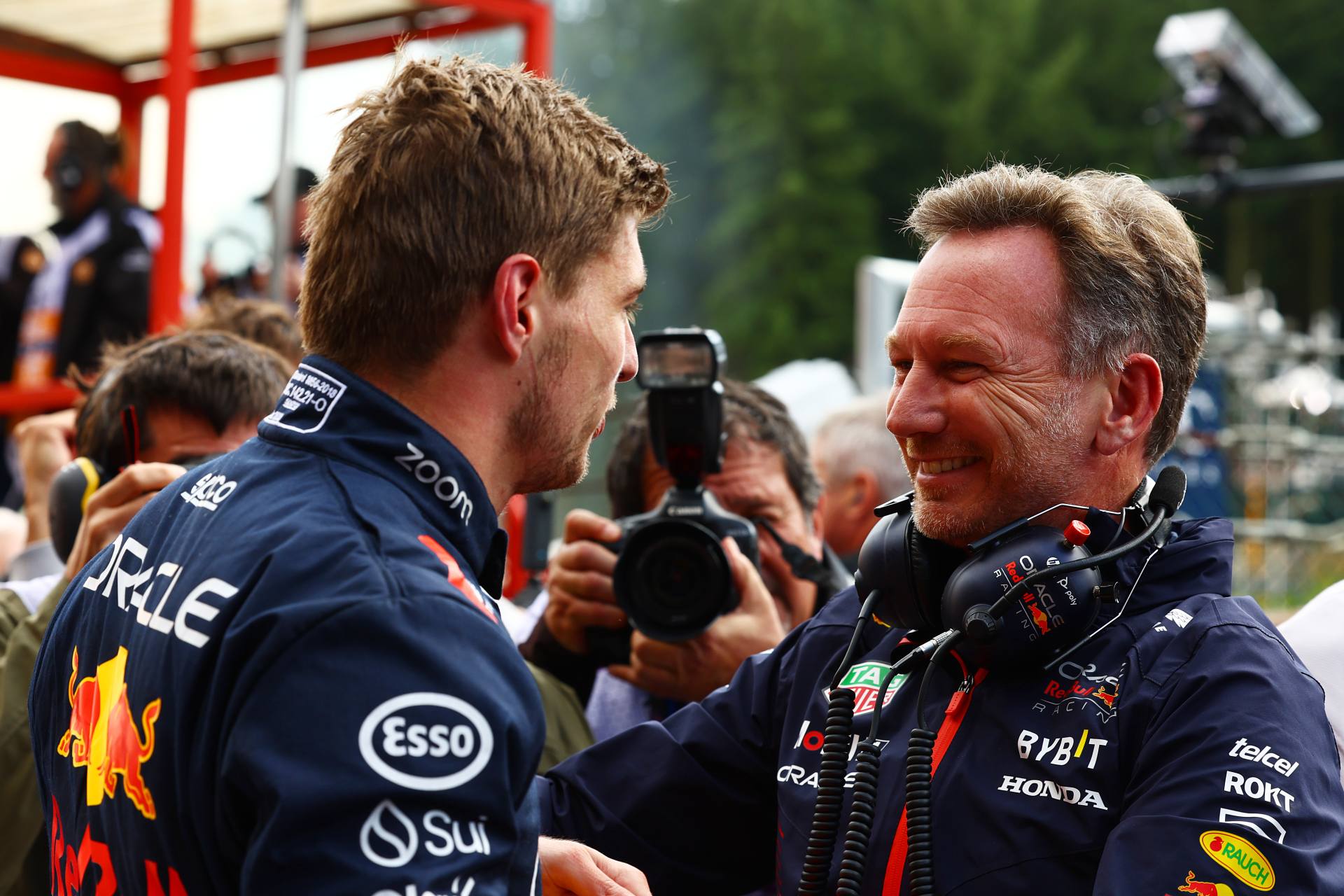 Verstappen e Red Bull já são virtuais campeões. E agora vão atrás dos recordes