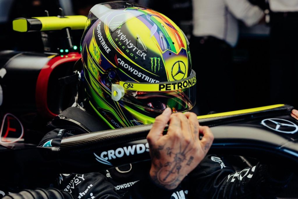 Hamilton valoriza progresso da Mercedes na F1: “Aprendemos a ser mais eficientes”
