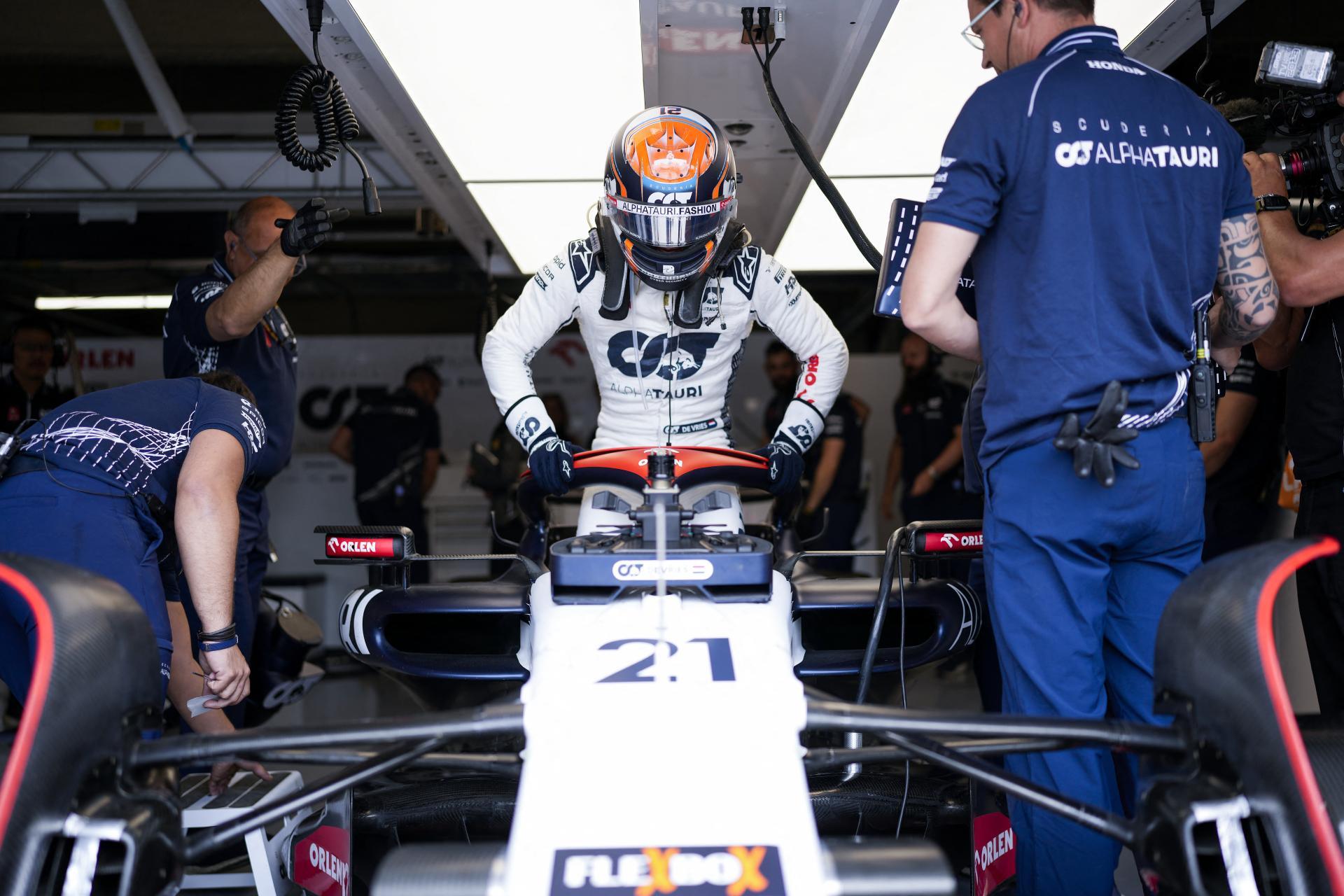 Sale De Vries, entra Ricciardo: Red Bull y sus antecedentes de cambios durante el año de F1
