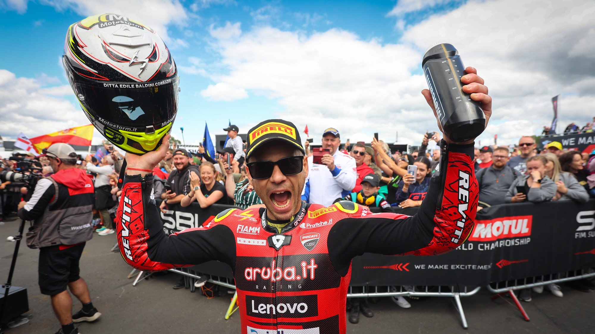 Bautista vence corrida 1 do Superbike em Donington e iguala recorde de Rea