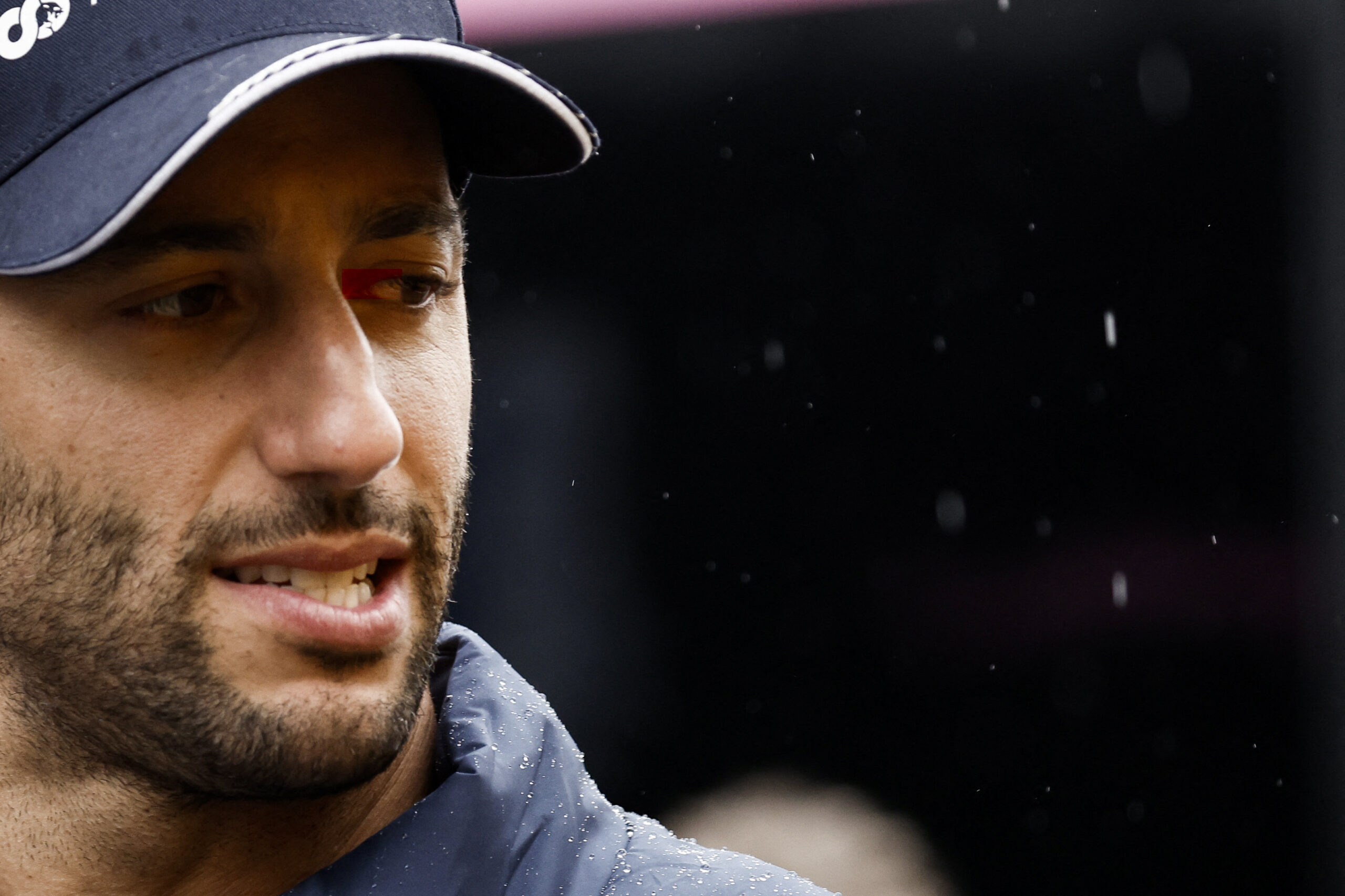 Ricciardo revela que tuvo que elegir entre “golpear a Piastri o el muro”