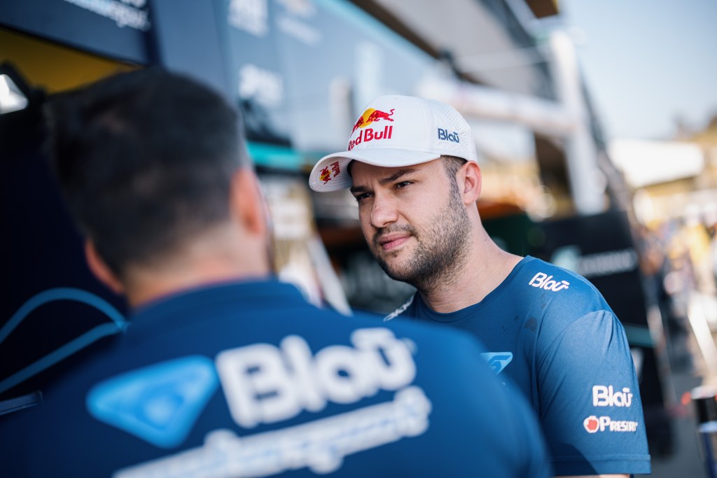 Fraga bate Petecof no fim e comanda primeiro treino livre da Stock Car no Velocitta