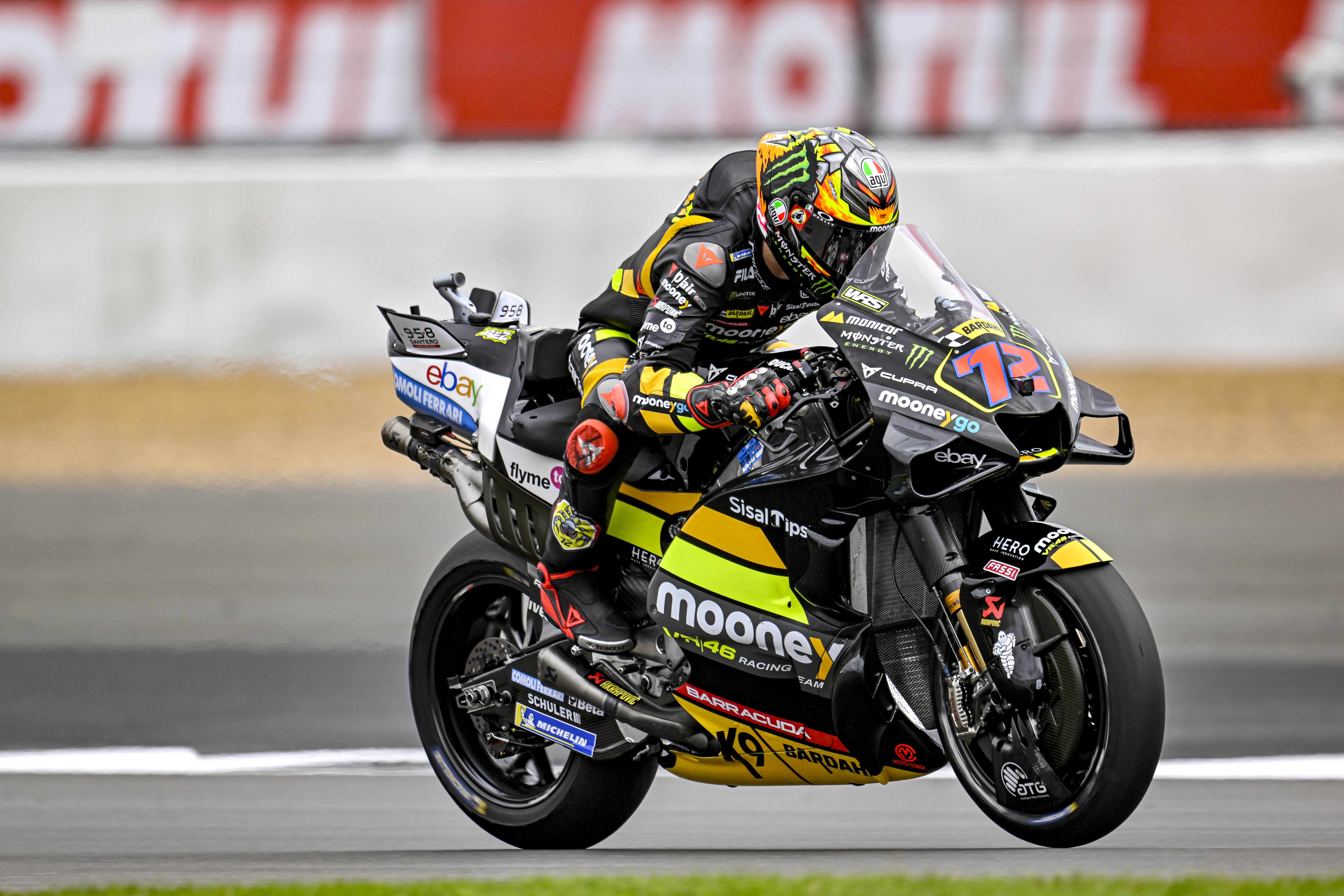 Bezzecchi reitera que VR46 es el “plan A” en MotoGP: “La decisión final será en Barcelona”