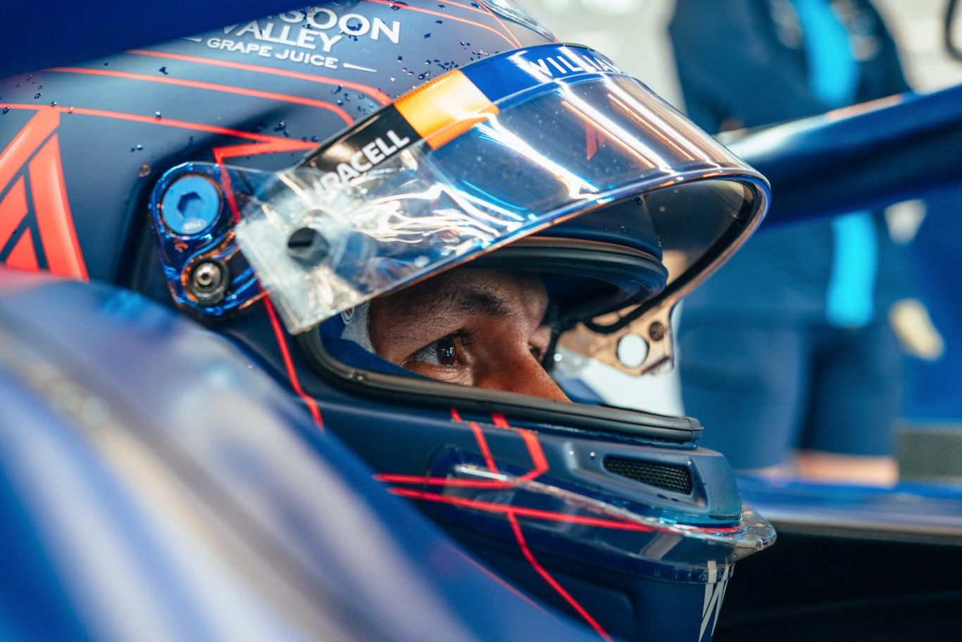 Albon culpa al desgaste de los neumáticos en el GP de Bélgica: “Tuve que forzar demasiado”
