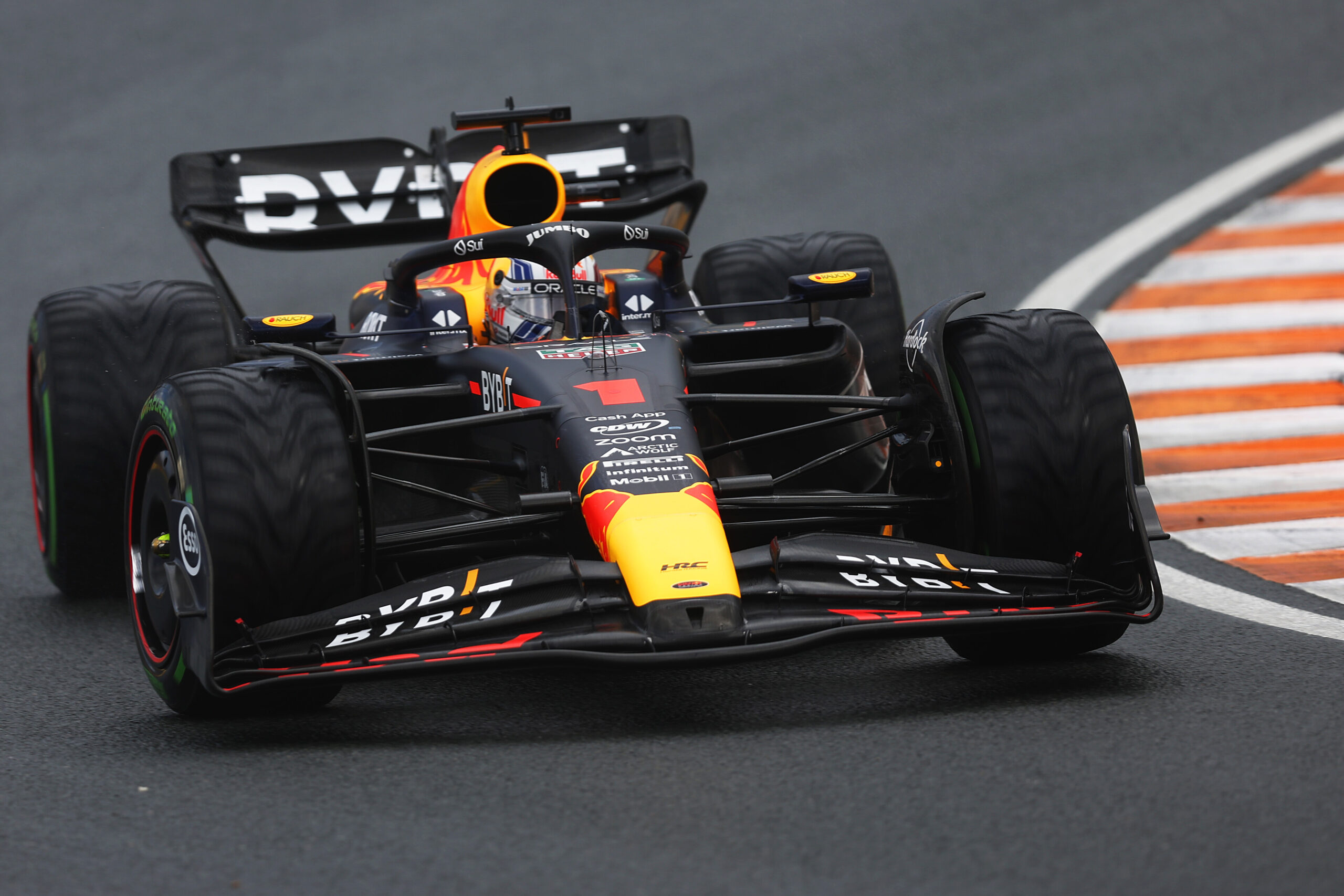 Red Bull elogia a McLaren, pero desafía con que “nadie tiene la confianza de Verstappen”