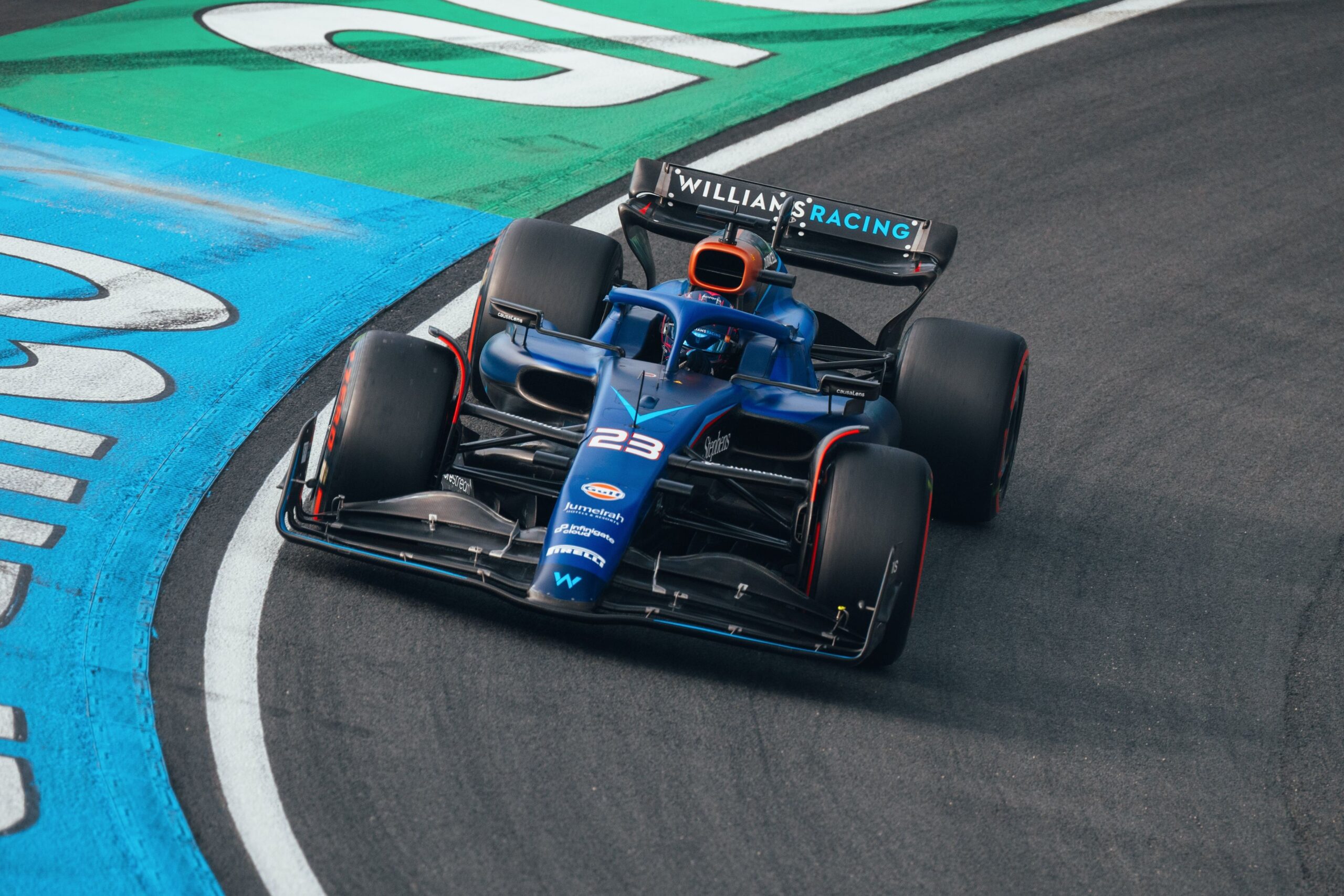 Albon vê “classificação especial” na Holanda e admite surpresa com força da Williams