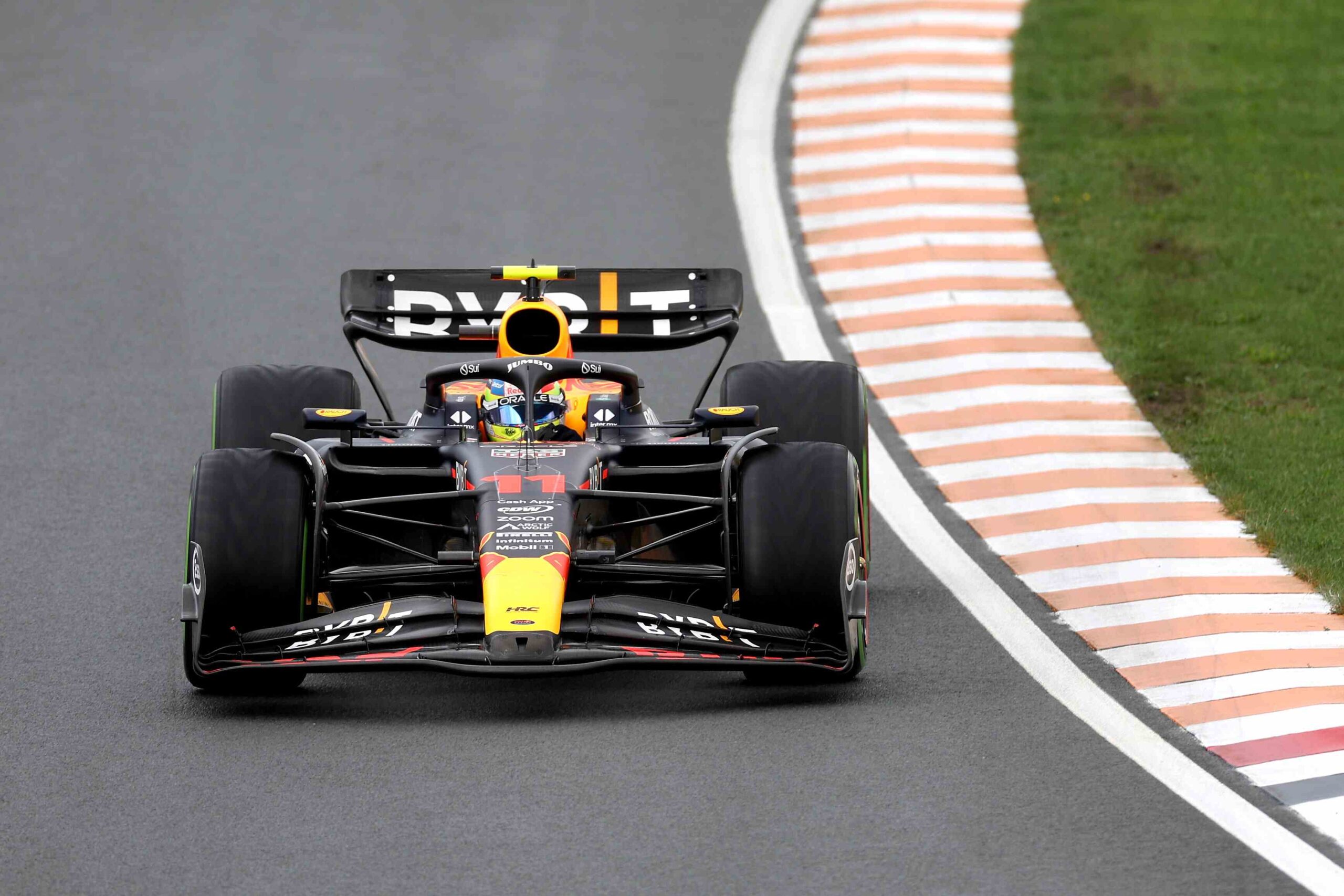 Pérez atribuye al “caos que cambió todo” de haber perdido el podio en Zandvoort