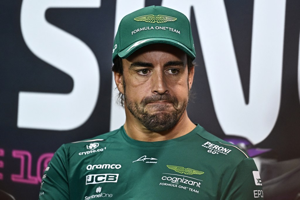 Alonso minimiza 4º lugar no TL2 e espera classificação apertada em Singapura