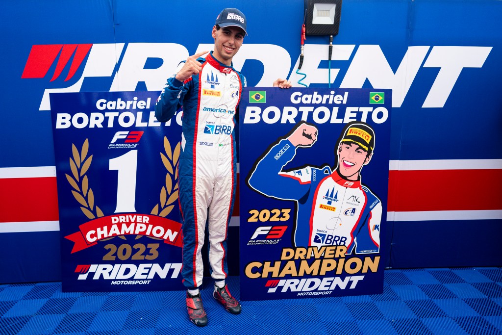 Bortoleto comemora título na F3 e mira F1: “Em busca de virar piloto de sucesso”