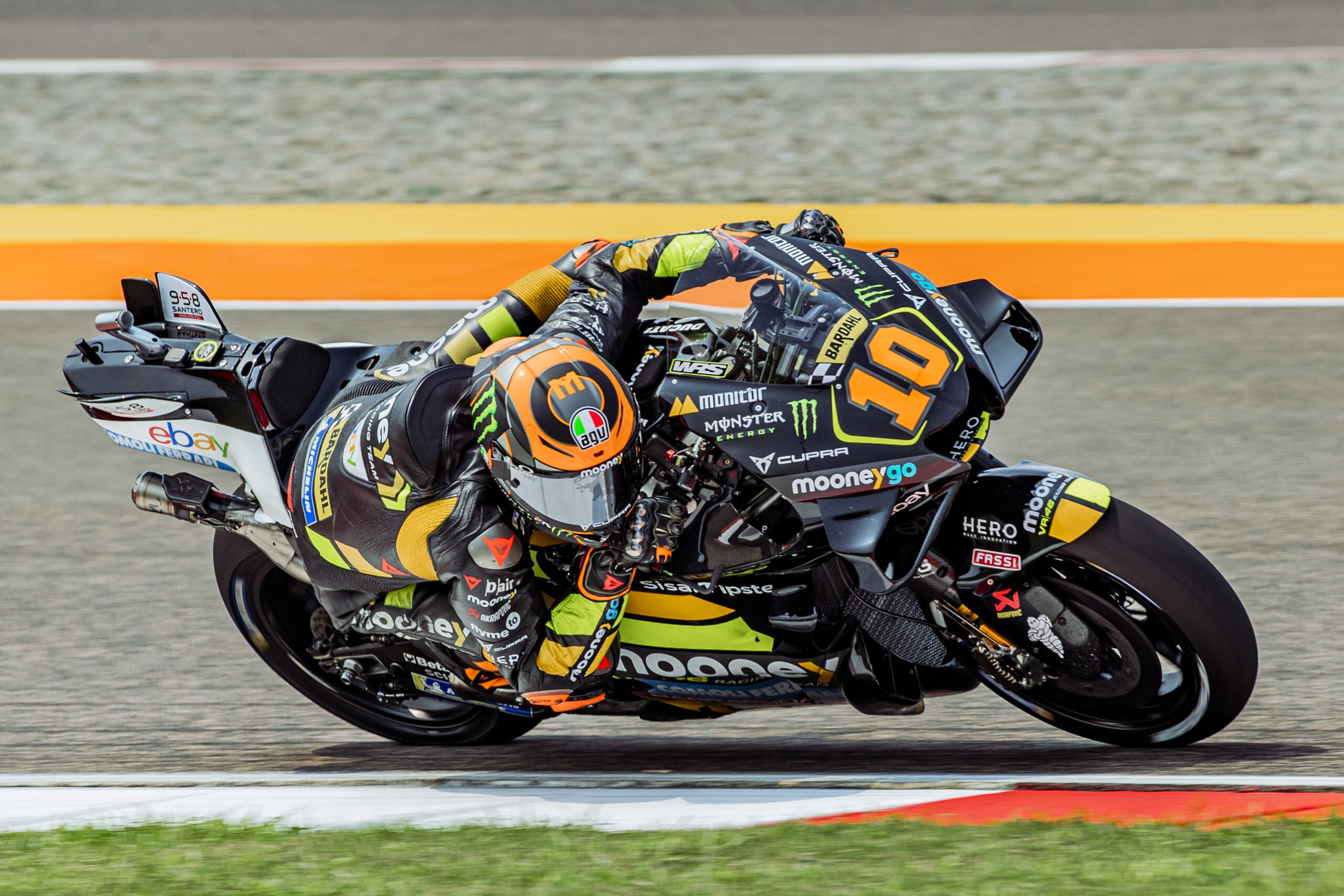 Marini brilha no fim e comanda disputado treino da MotoGP na Índia. Bagnaia é 7º
