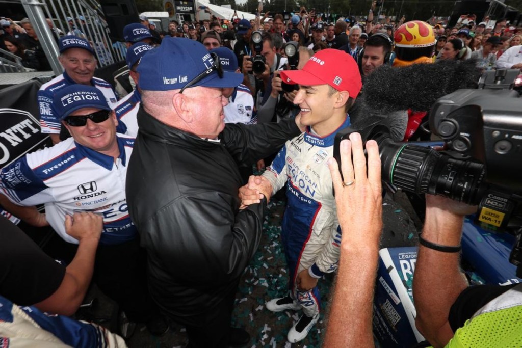Ganassi asegura permanencia de Palou en 2024 después de su segundo título en IndyCar