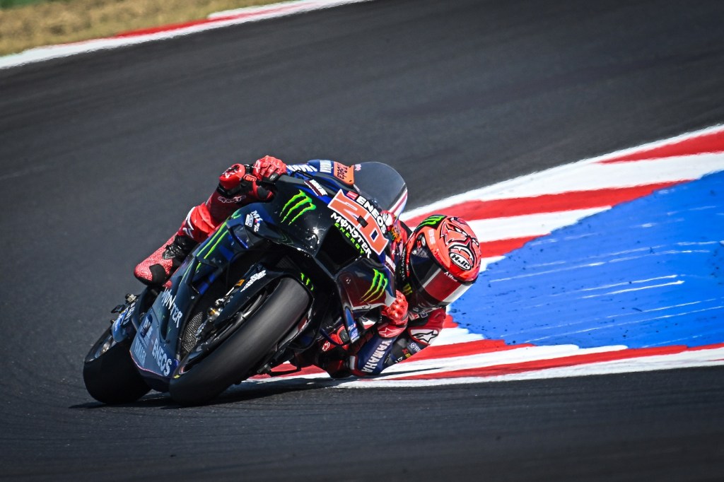 Quartararo assume arrogância com Yamaha no início do ano: “Tenho de ser educado”
