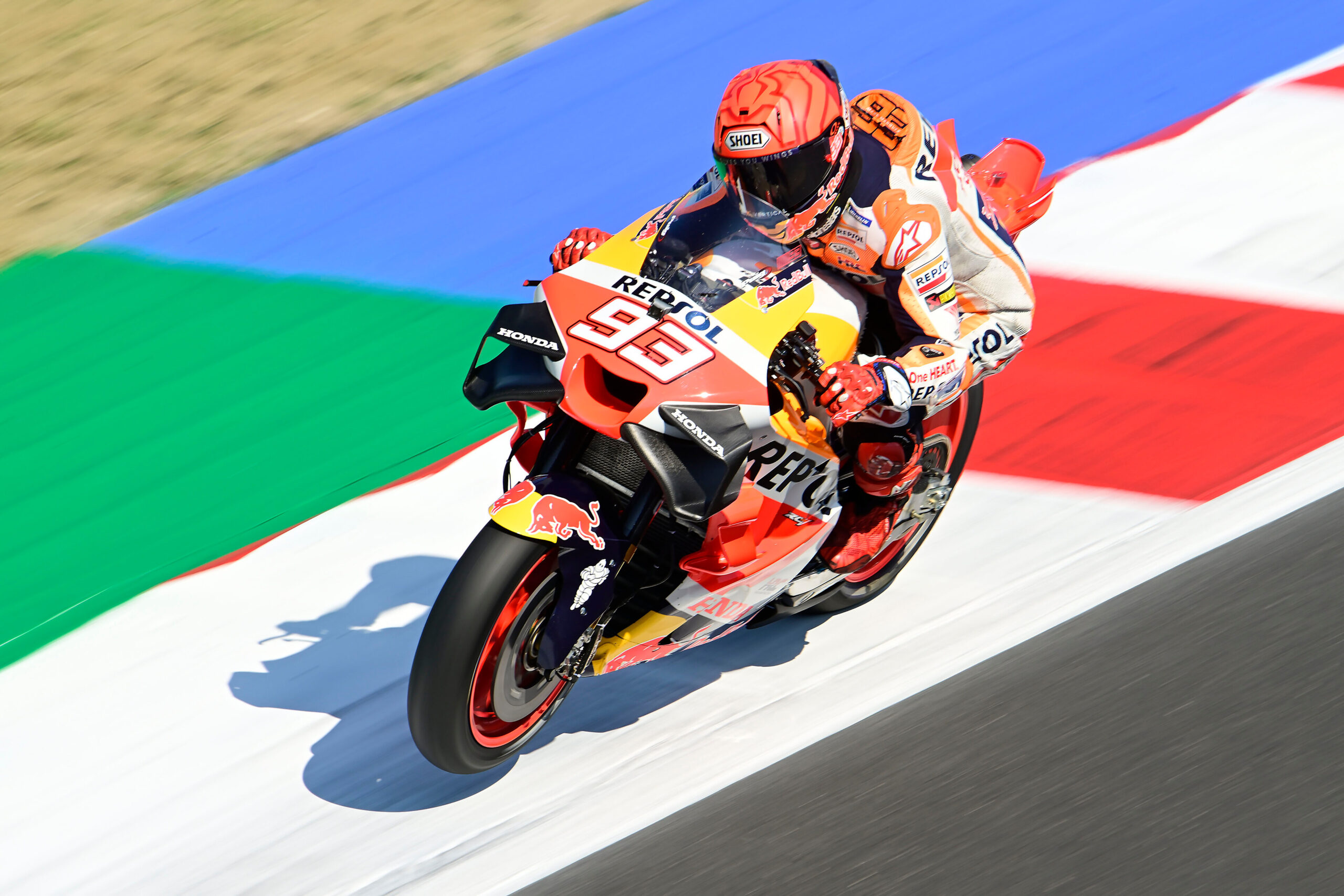 Marc Márquez niega puntos “extra críticos” en Buddh, pero ve “muchos al límite”