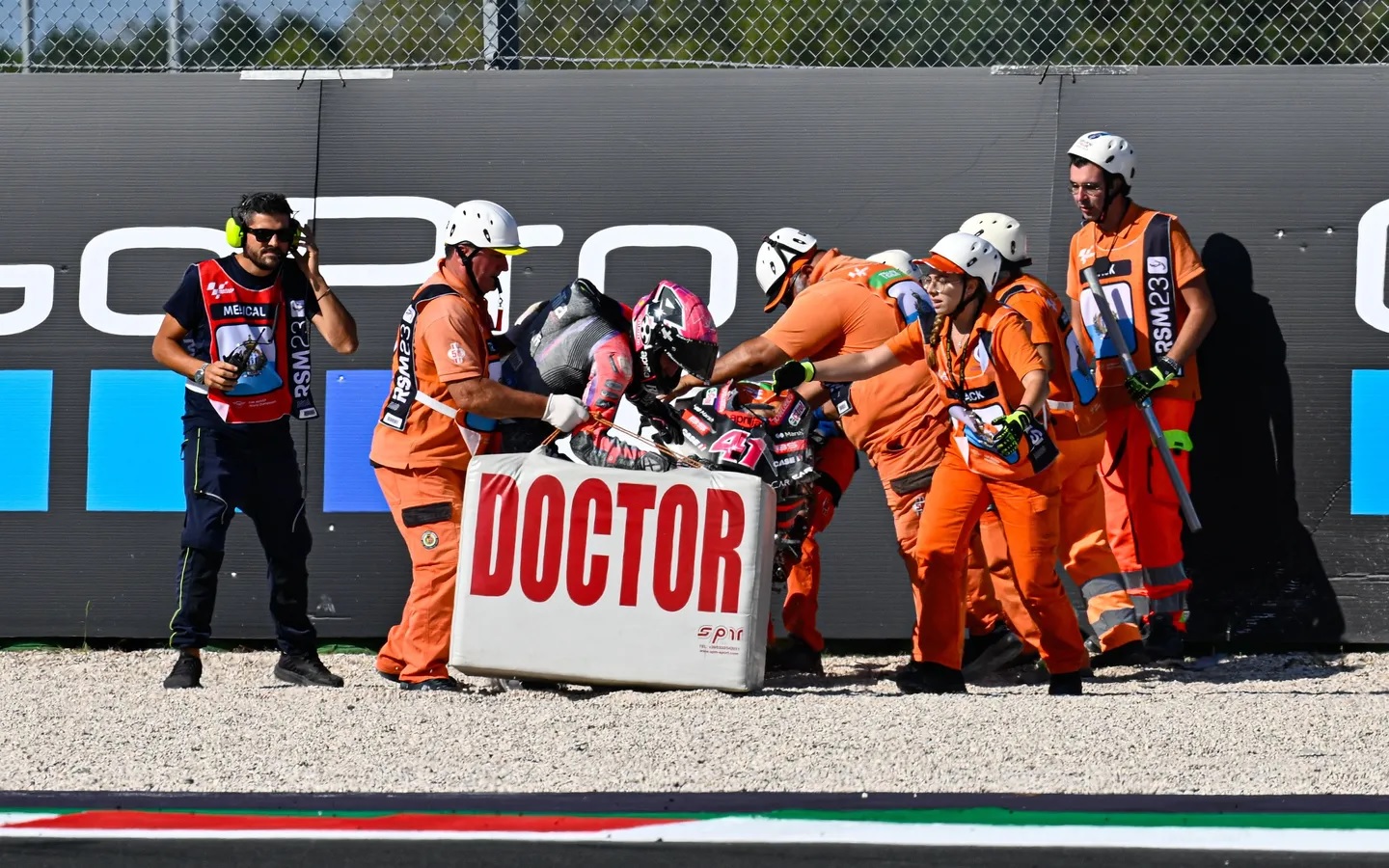 Aleix Espargaró sufre traumatismo cervical tras caída en entrenamiento en Misano