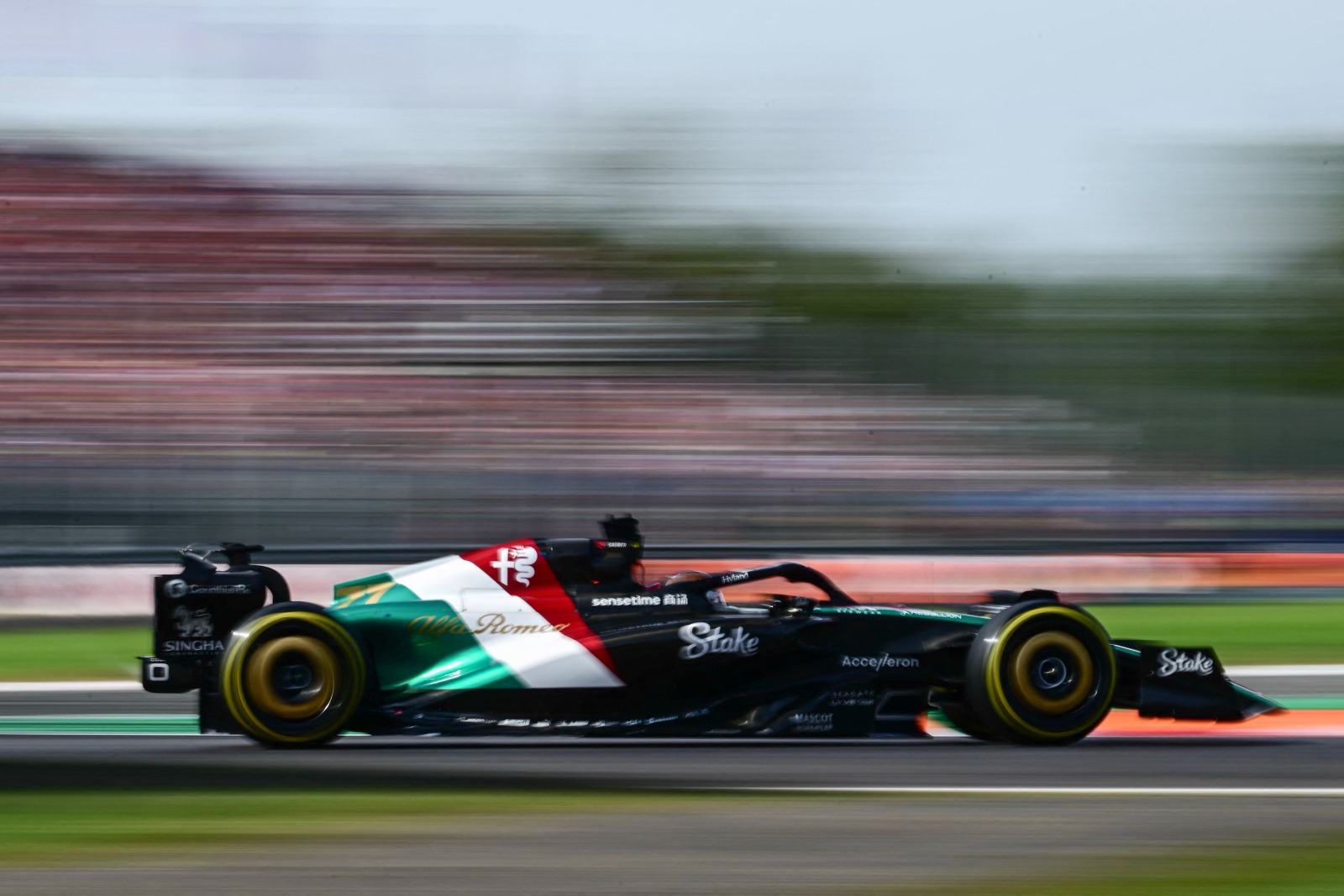 Bottas mostra alívio e dedica ponto da Itália a “toda Alfa Romeo”: “Já fazia tempo”