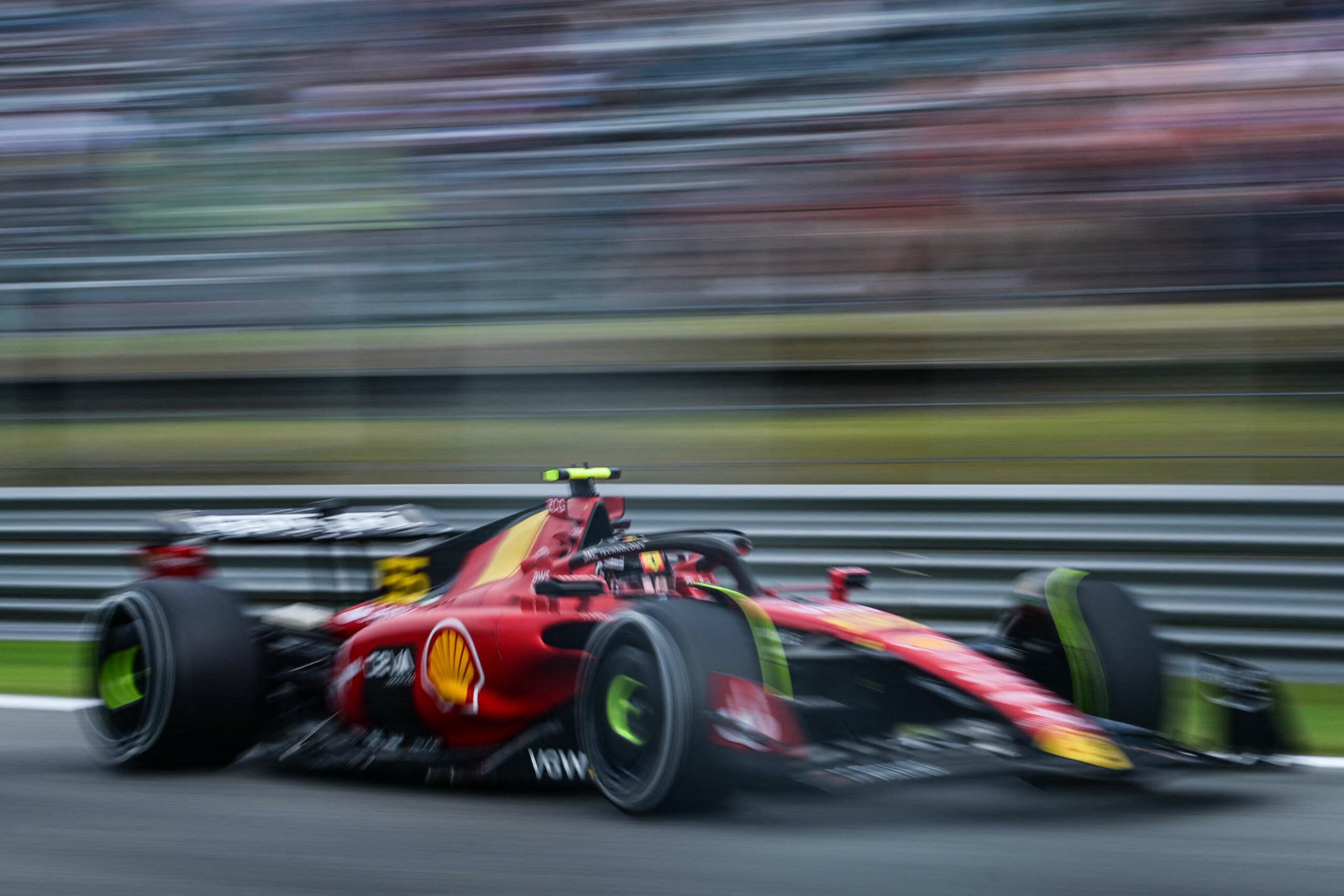 Sainz destaca “día positivo” tras liderar FP2 en Italia: “El auto encontró ritmo”
