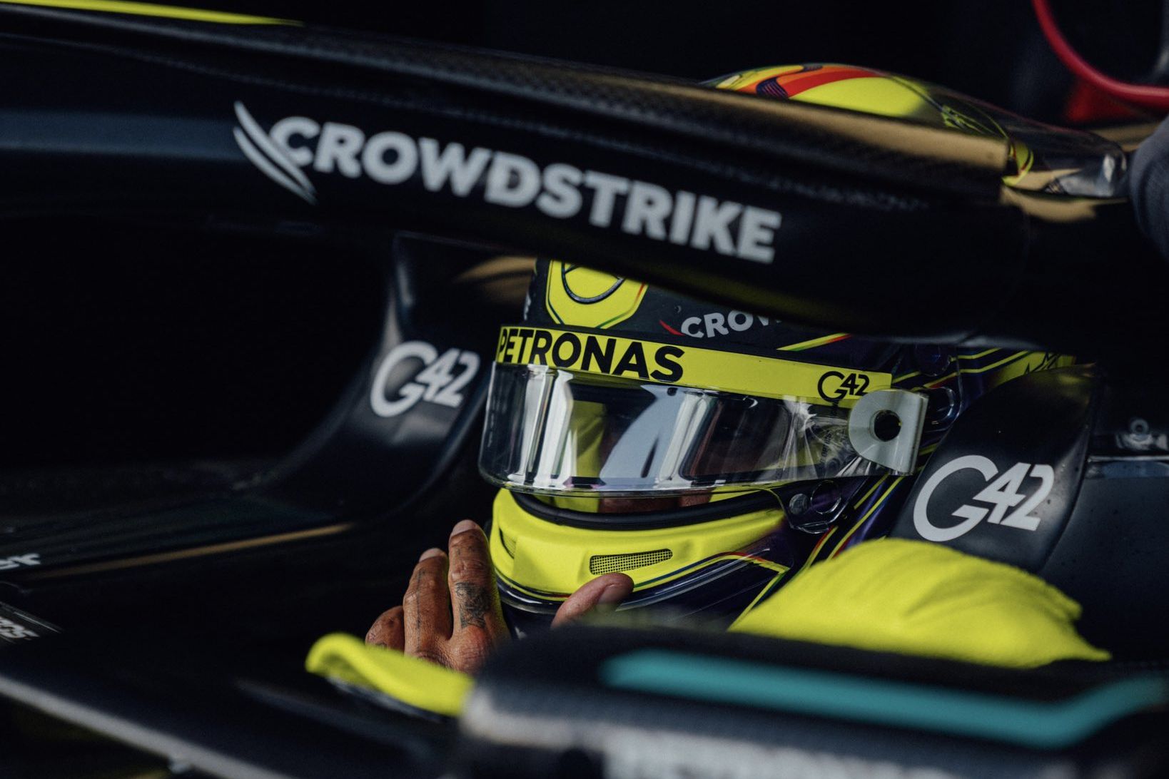 Hamilton anticipa que Mercedes será más fuerte en Singapur: “Italia fue nuestra peor pista”