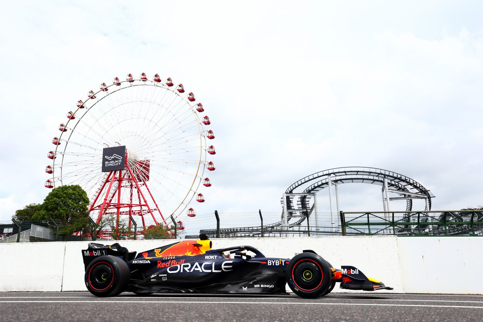 Verstappen começa a pôr casa em ordem e lidera TL1 da Fórmula 1 no Japão com folga