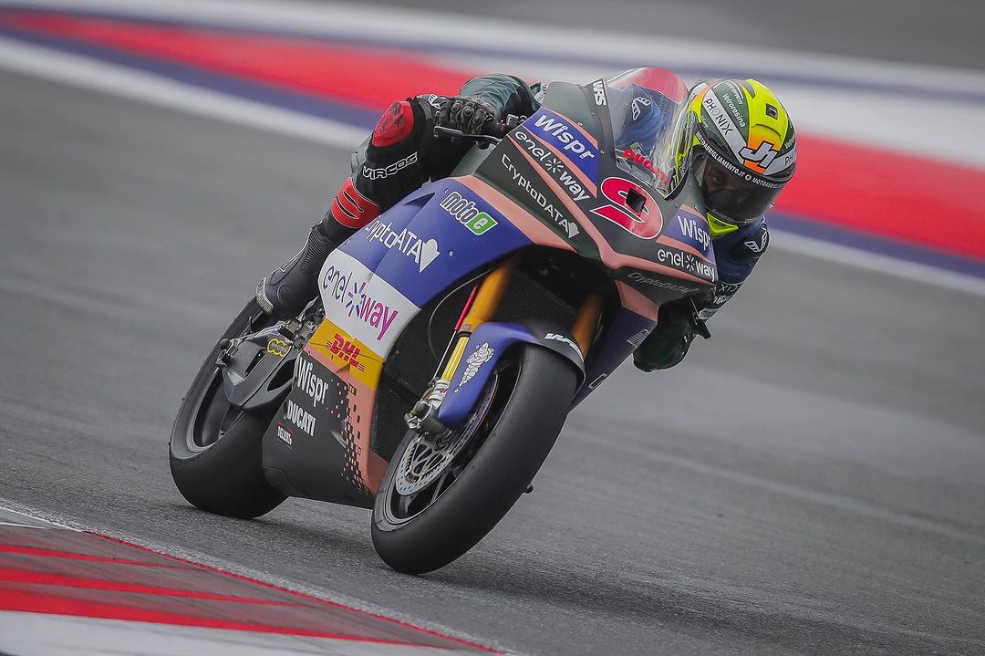Mantovani segura Casadei por 0s044 e vence corrida 1 da MotoE na Catalunha