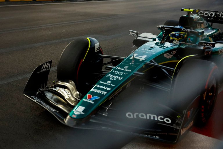 Fernando Alonso foi o 15º em Singapura e não pontuou pela primeira vez no ano (Foto: Aston Martin)