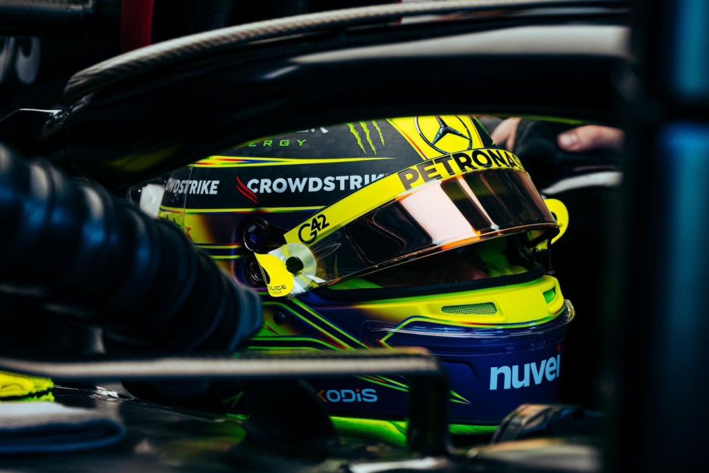 Hamilton aprova novo traçado e celebra “melhor TL2 do ano” em Singapura