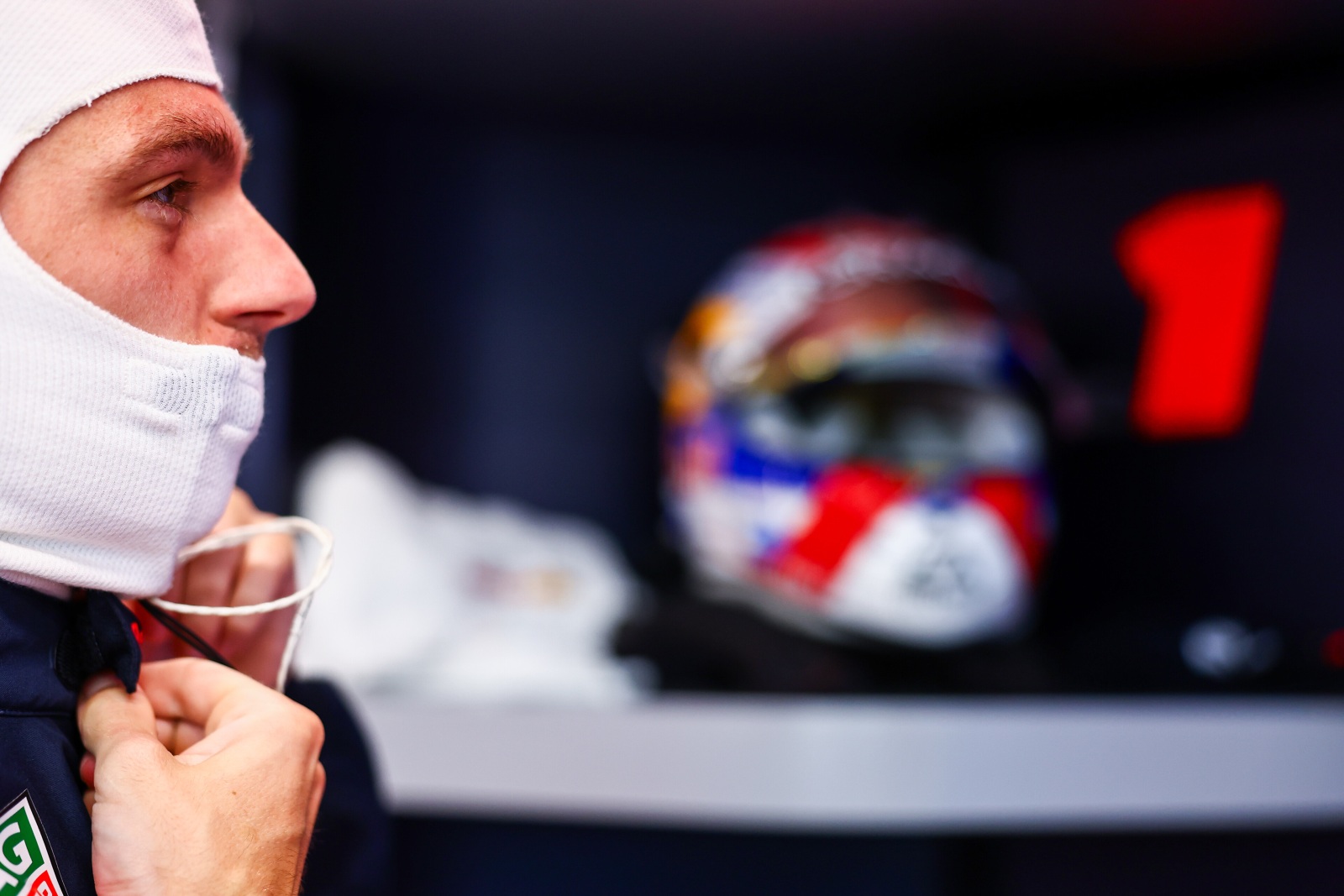 Verstappen diz “não pensar no que é bom para F1” e ataca críticos: “Não são fãs de verdade”