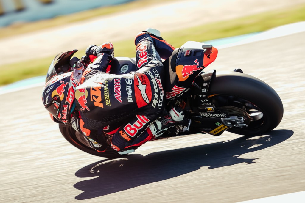 Acosta tem primeiro match-point do título da Moto2 na Tailândia. Confira matemática