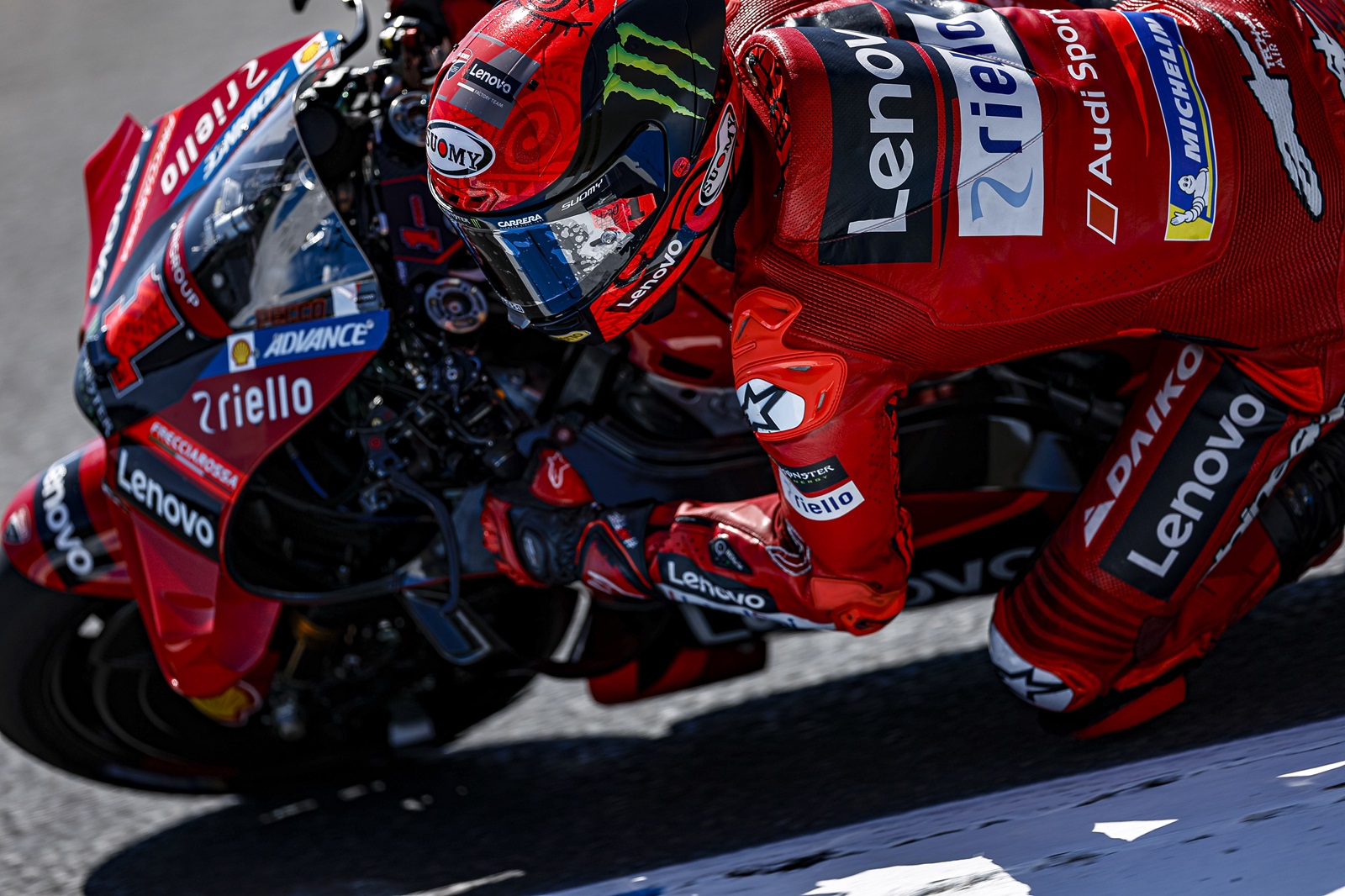 Bagnaia adia foco no título: “27 pontos não é diferença o bastante para relaxar”