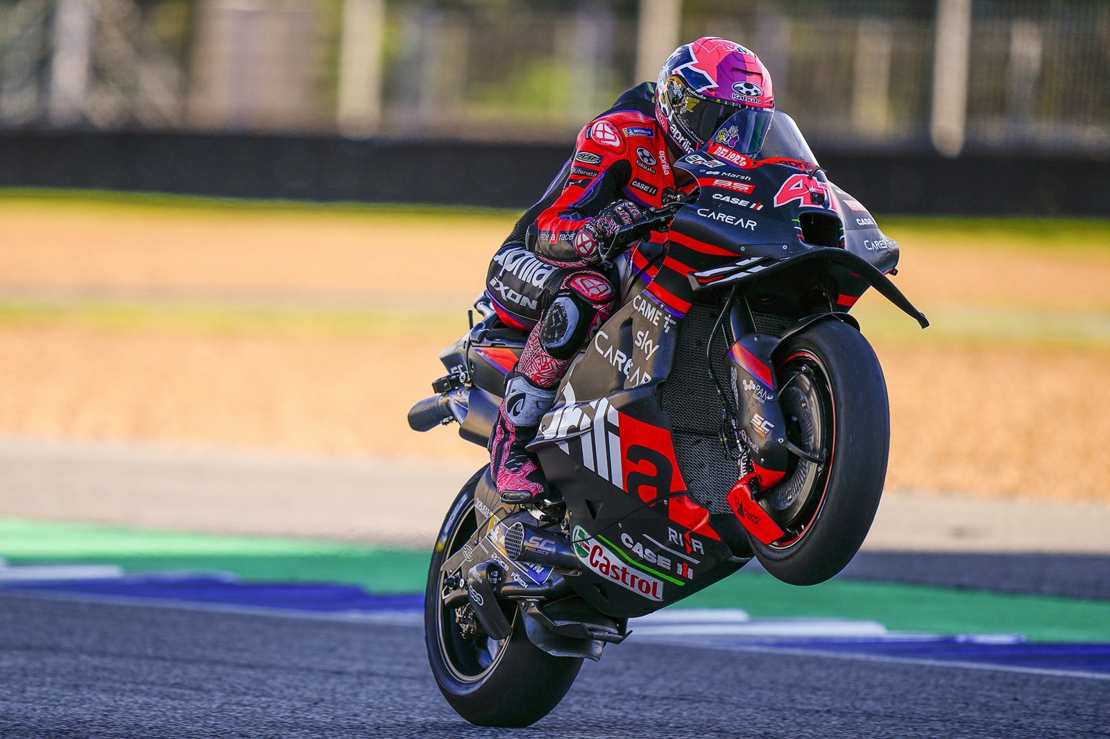 Aleix Espargaró é punido com 3s por pneu abaixo da pressão mínima na Tailândia