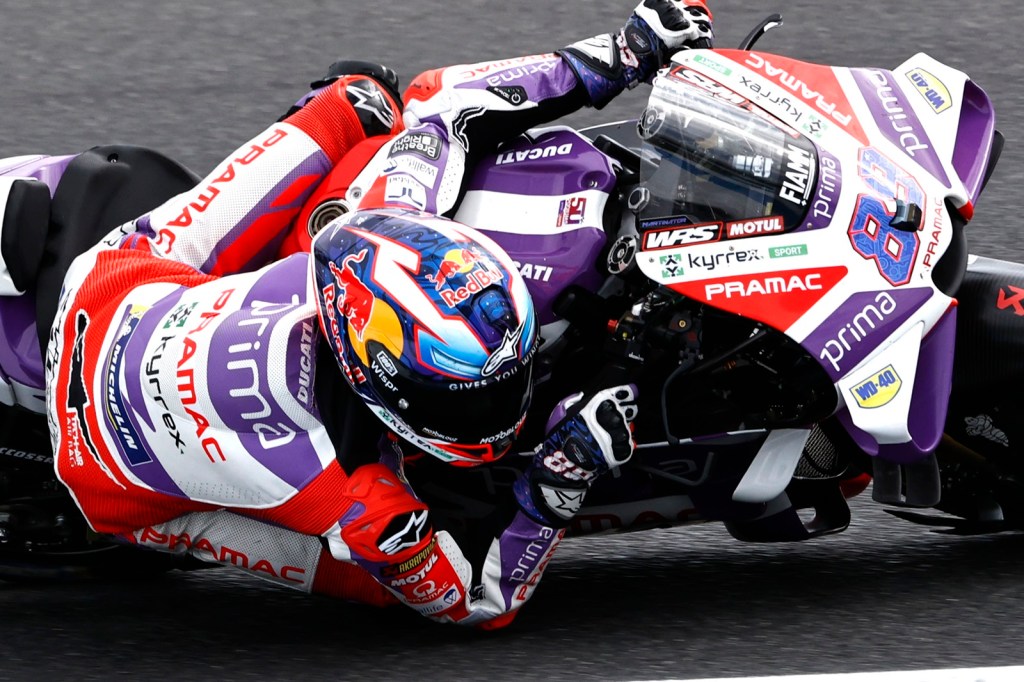 Martín neutraliza concorrência e lidera TL1 da MotoGP na Tailândia. Bagnaia é 10º