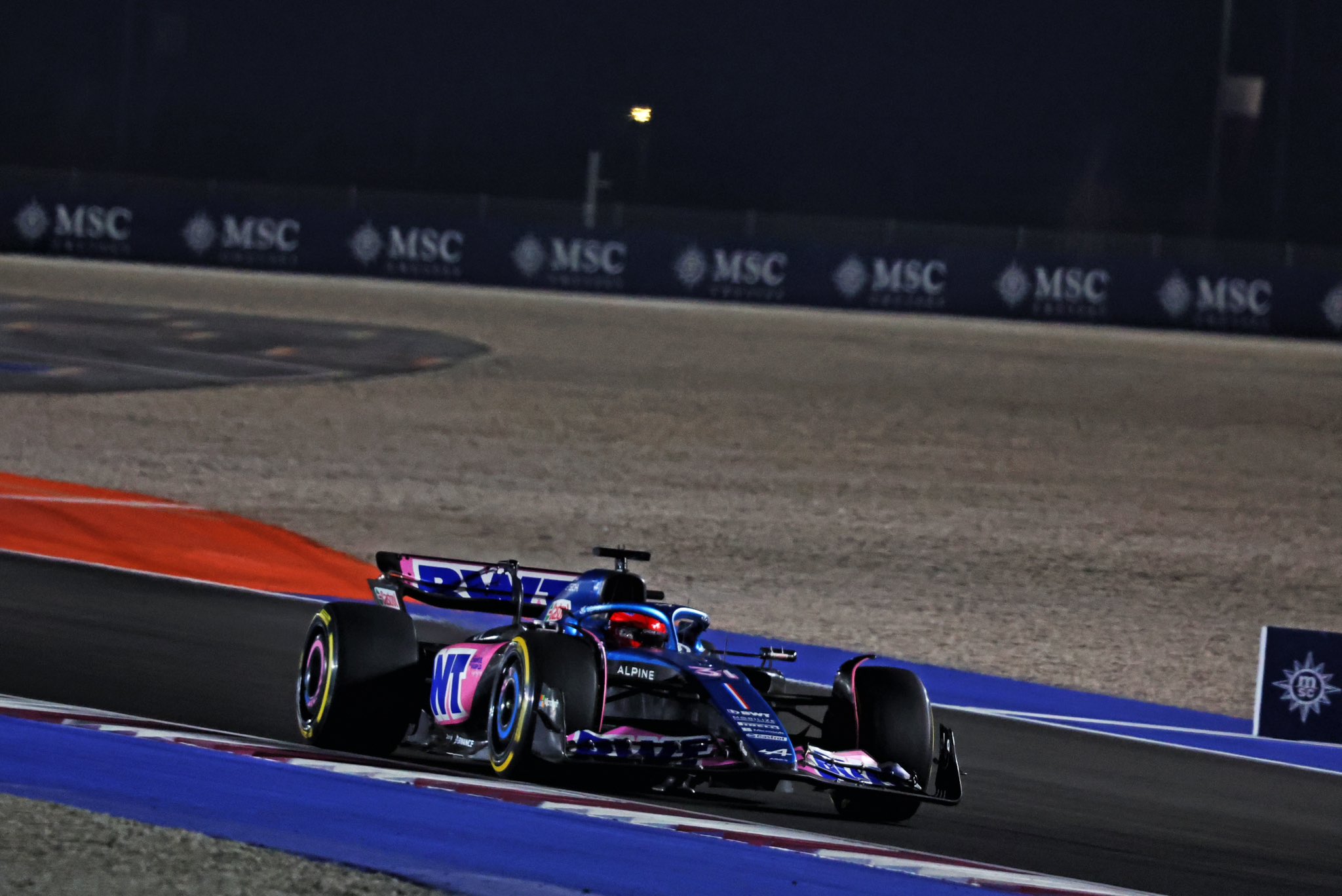 Ocon admite haber vomitado debido al calor en el GP de Qatar: “Hacían 80ºC”