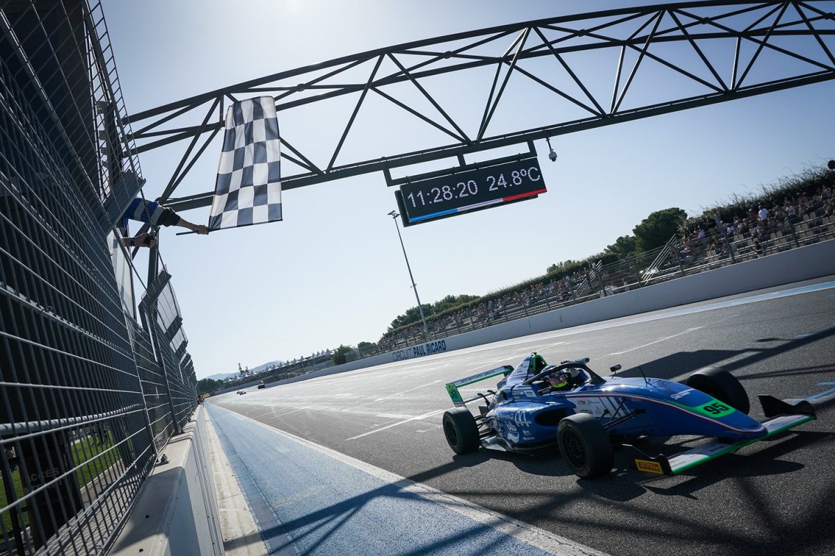 Giltaire vence corrida 3 em Paul Ricard e garante título da F4 Francesa