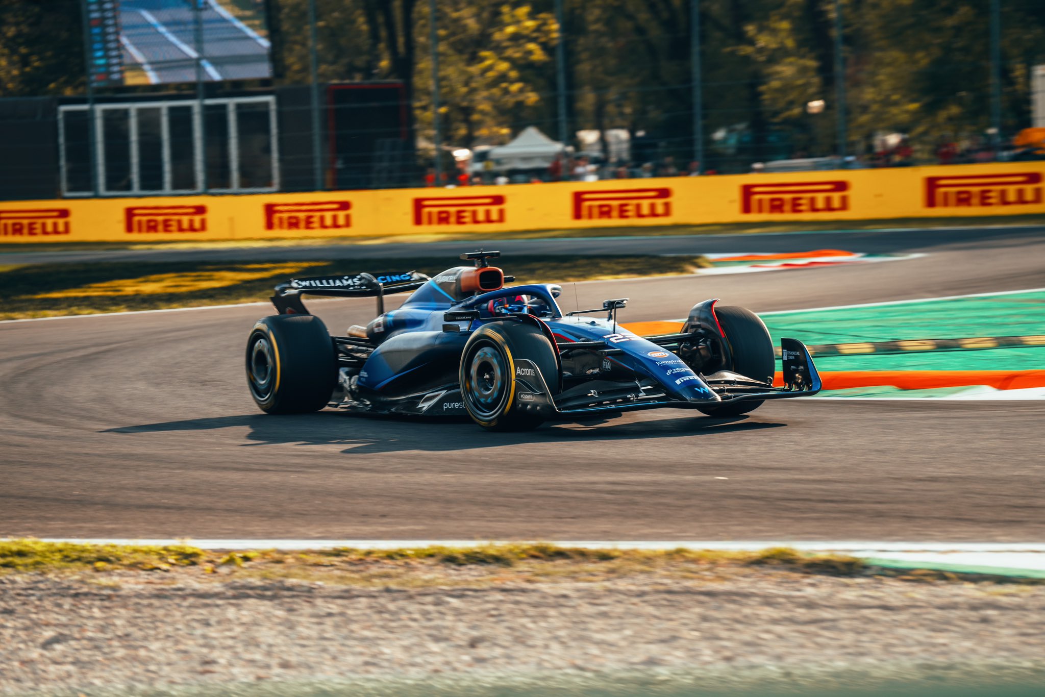 Williams registra aumento de ingresos, pero cierra balance de 2022 en rojo